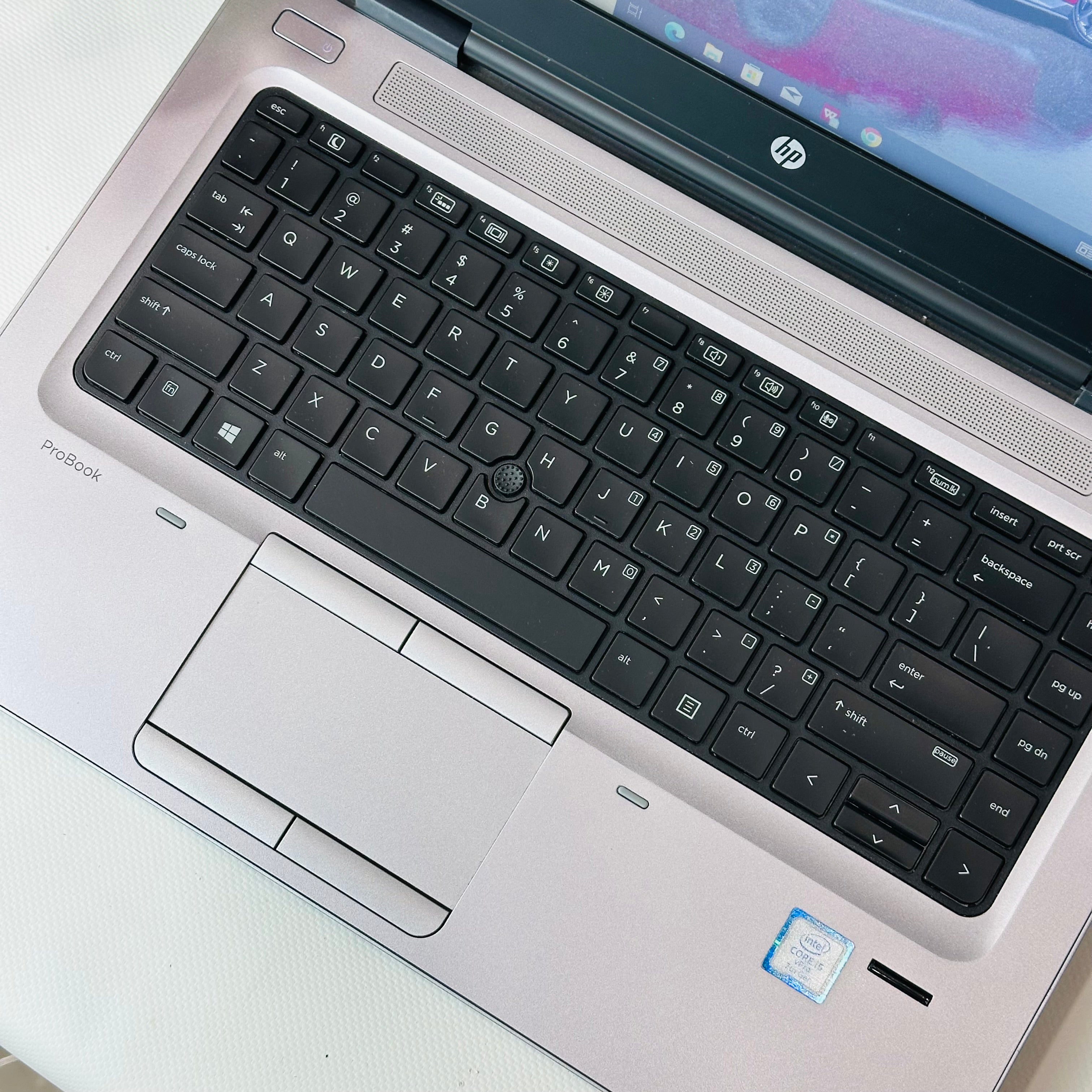 Laptop HP ProBook 640 G3 i5 7th 14’’pouce 8gb ram / 256gb SSD
